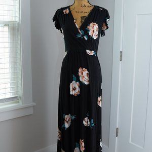 Loveappella Torri Knit Maxi Dress Size S Black Floral